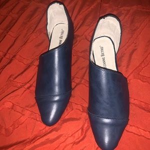 Unique Susan Betro Flats